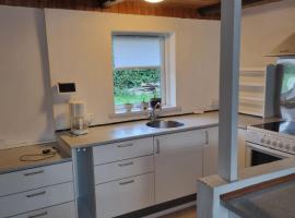 A cozy house to stay in Vandel, hotel v destinaci Vandel