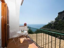 Amalfi Venere house -balcony & seaview