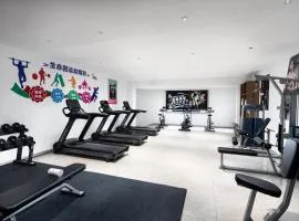 Holiday Inn & Suites Sanya Yalong Bay