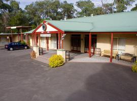 Sanctuary House Resort Motel, motel americano em Healesville