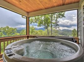 Sky Blue Overlook - Hot Tub and Screened Porch!, vacation home in Marble