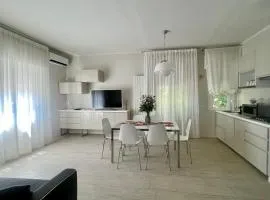 Stunning Apartment 300mt by the sea Forte dei Marmi