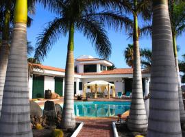 Los Fondos – hotel w mieście Costa Del Silencio