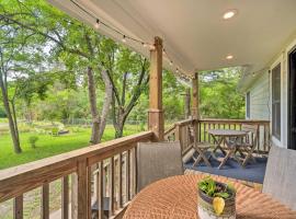 Charming Taylors Falls Home with Deck, Fire Pit, hotel in Saint Croix Falls