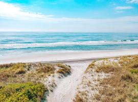 Beautiful Brigantine Condo - Walk to Beach!, hotel v destinácii Brigantine