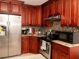 Tonel Paradise 1BR private entrance Near JFK