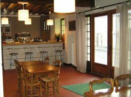 Le Champcevrais, hotel v destinaci Champcevrais