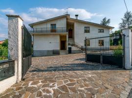 Cozy Home In Scurcola Marsicana With House A Mountain View, casa de temporada em Scurcola Marsicana