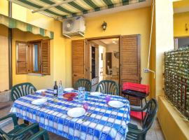 Beautiful Apartment In Nocera Terinese With Wifi And 2 Bedrooms, hotel a Nocera Terinese