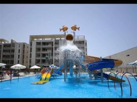 صيف في جراند هيلز الساحل الشمالي, appartement à Al Ḩammām