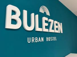 Bulezen Urban Hostel, hotel near Teatro Principal, Pontevedra
