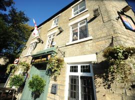 Queens arms country inn, hotel with parking in Glossop