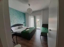 ARIEL ROOMS