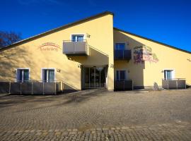 Boardinghouse Schellenberg: Donauwörth şehrinde bir otel