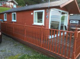 Bazanmoes Shed No: 49, cabin in Aberystwyth