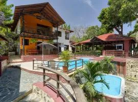 Villa Bayacanes con piscinas privadas