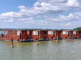 Cozy Ship In Neuruppin With House Sea View