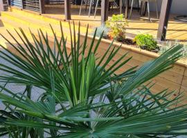 Mobile Home Palma, hotel u gradu Drage