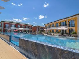 Villas for 4 or 6 Adults in Therma Village - SPA Mineral Pool & All inclusive & Free Parking