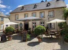 Warsberger Weinhof - Hotel & Weinwirtschaft, cheap hotel in Neumagen-Dhron