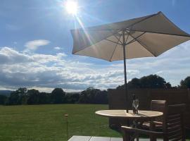 Vale View Glamping, hotel with jacuzzis in Ruthin