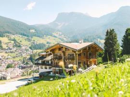 Hotel Pradell, hotel a Ortisei