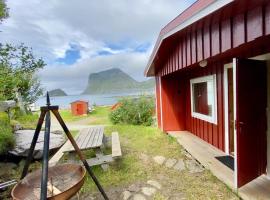 Haukland Camp Cabin, hotel a Leknes