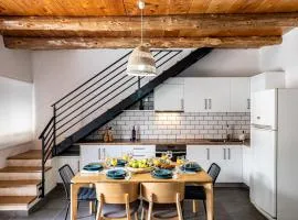 G&M House
