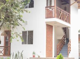 PaloSanto Suites, budgethotel i Ayampe