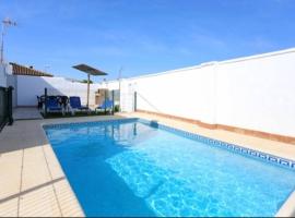 Casa Juani, hotel in Conil de la Frontera