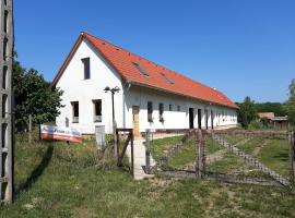 Szent Kristóf Udvarház, hotel con parking en Kiskorpád