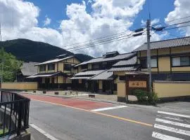 素泊り旅館 Yururi, puhkemajutus sihtkohas Yufu
