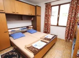 Triple Room Povljana 6476b