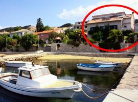 Apartments and rooms by the sea Barbat, Rab - 4973, hotel v Rabu