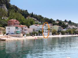 Apartments by the sea Drasnice, Makarska - 6652，德拉辛歇的度假住所
