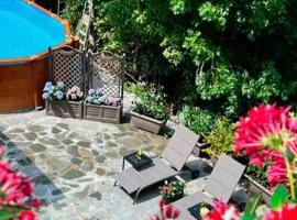 Cozy & Good Vibes Villa Castana., Hotel in Romagnese