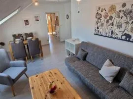 Schöne, helle 3 Zimmer mit Klimaanlage