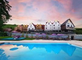 Best Western Hotel & SPA Le Schoenenbourg, hotel u gradu 'Riquewihr'