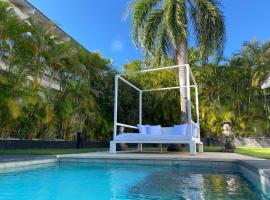 EXOTIC VILLA I - Three Bedroom with Private Pool, hotel en Juan Dolio