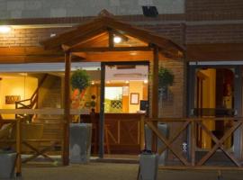 carolinahotelyspa, hotel v destinaci Miramar