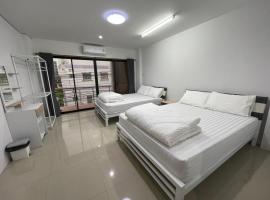 Khoksametchun Hostel Plus 2, apartment in Hat Yai