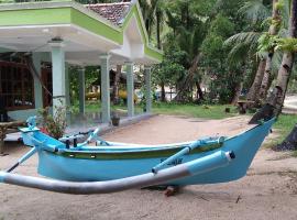 Homestay Buang Sari, lodge a Gresik