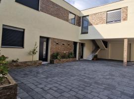 Apartmani i sobe Gromilovic, hotel v destinaci Sombor