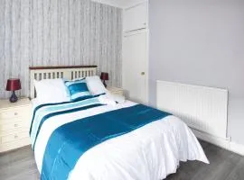 Crystal House 10min to Manchester City Centre ideal for work and leisure