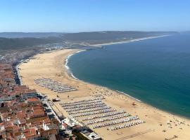 Lux Life Properties, hotel a Nazar&eacute;