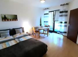 Schönes Apartment in perfekter Lage, מלון זול במנשנגלדבאך