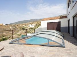 Villa Rural La Zarza by Sunkeyrents, hotel in Fasnia