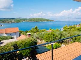 Šolta Plima, hotel in Nečujam