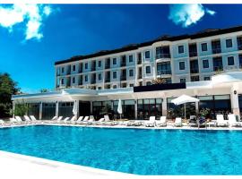 Westport Istanbul Resort & Spa Hotel，斯里烏里的飯店