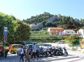 Apartments with a parking space Hvar - 8728